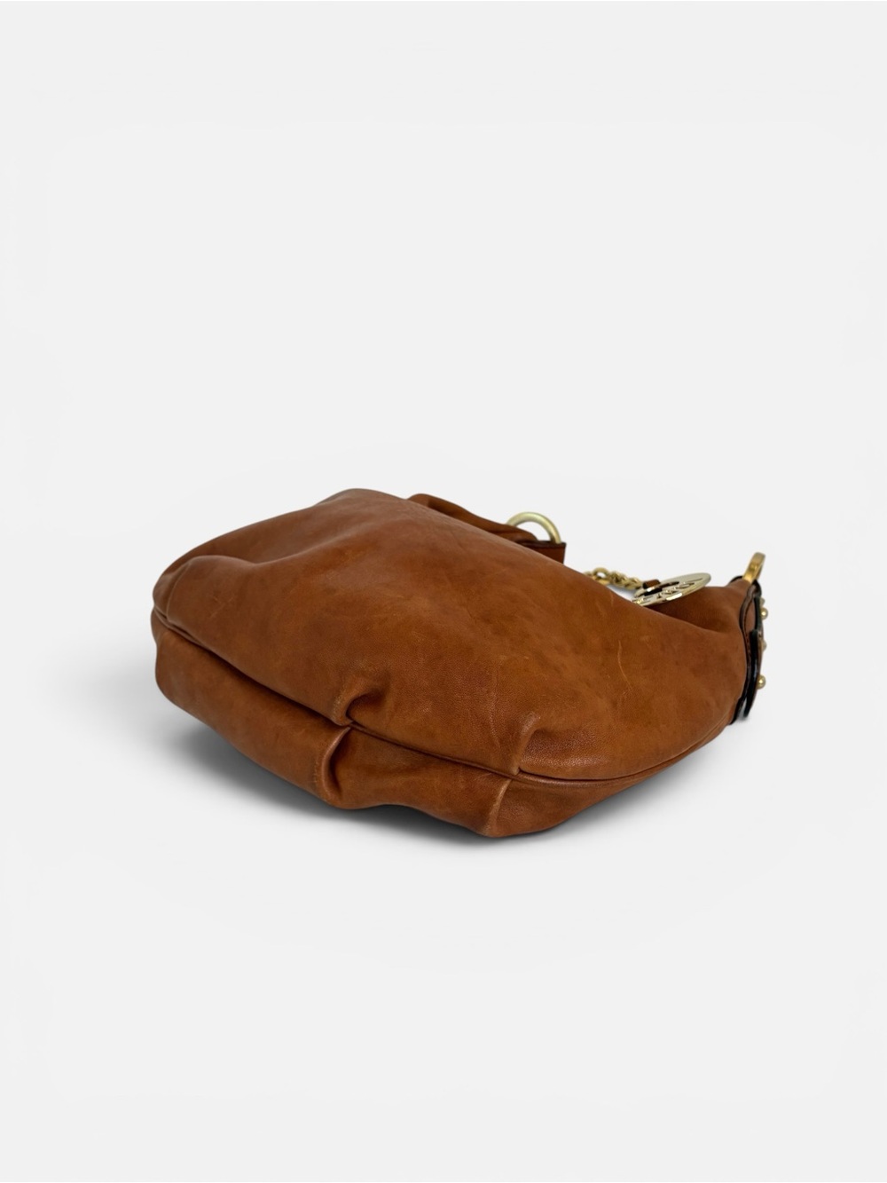 Fendi Tan Leather Shoulder Hobo with Gold Chain Accent - Picture 6 of 11